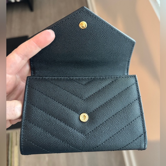 Saint Laurent YSL Monogram Small Flap Wallet in Grained Leather - Picture 4 of 16